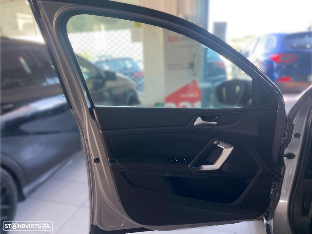 Peugeot 308 SW BlueHDi 100 Stop & Start Active - 9