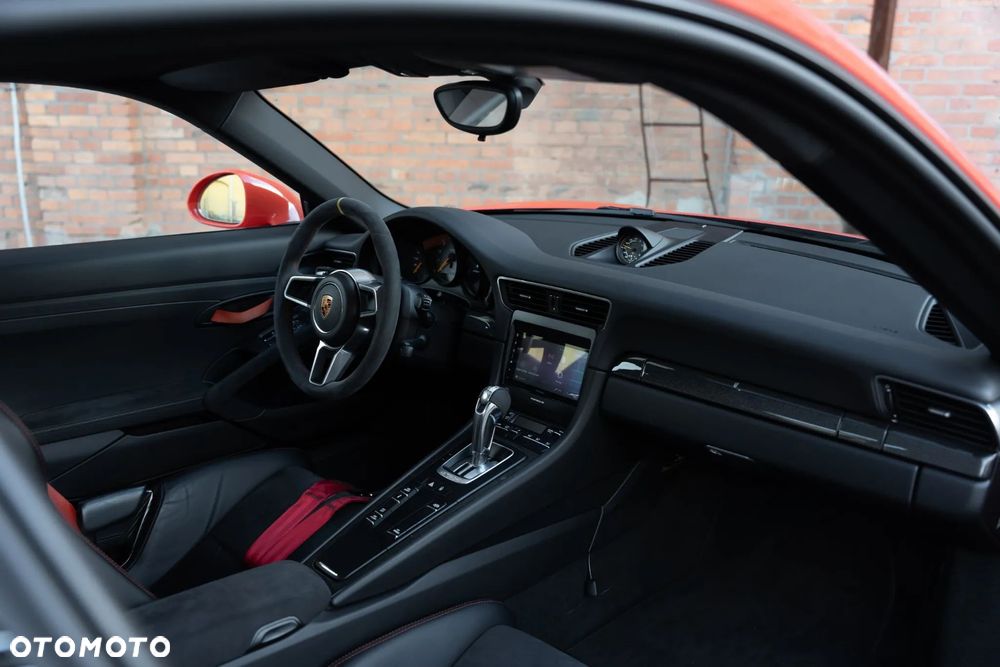 Porsche 911 GT3 RS - 25