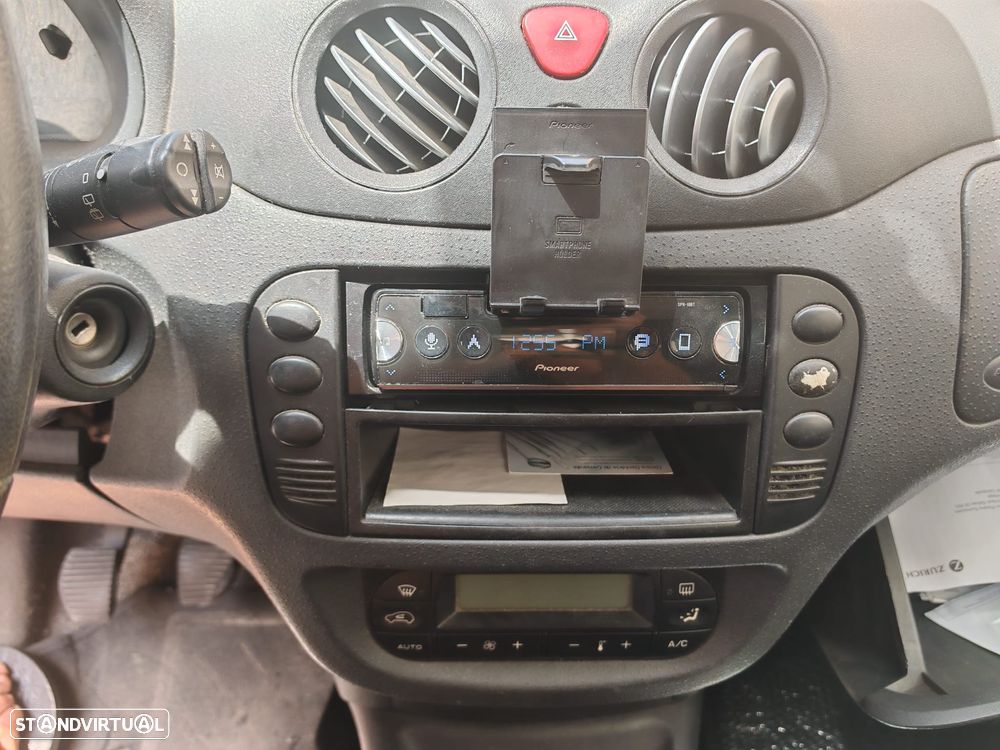 Citroën C2 1.4 HDi SX - 11