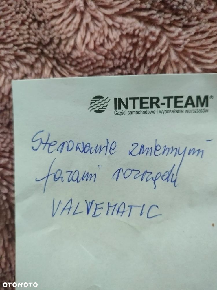 Toyota Auris 1.6 Premium - 14