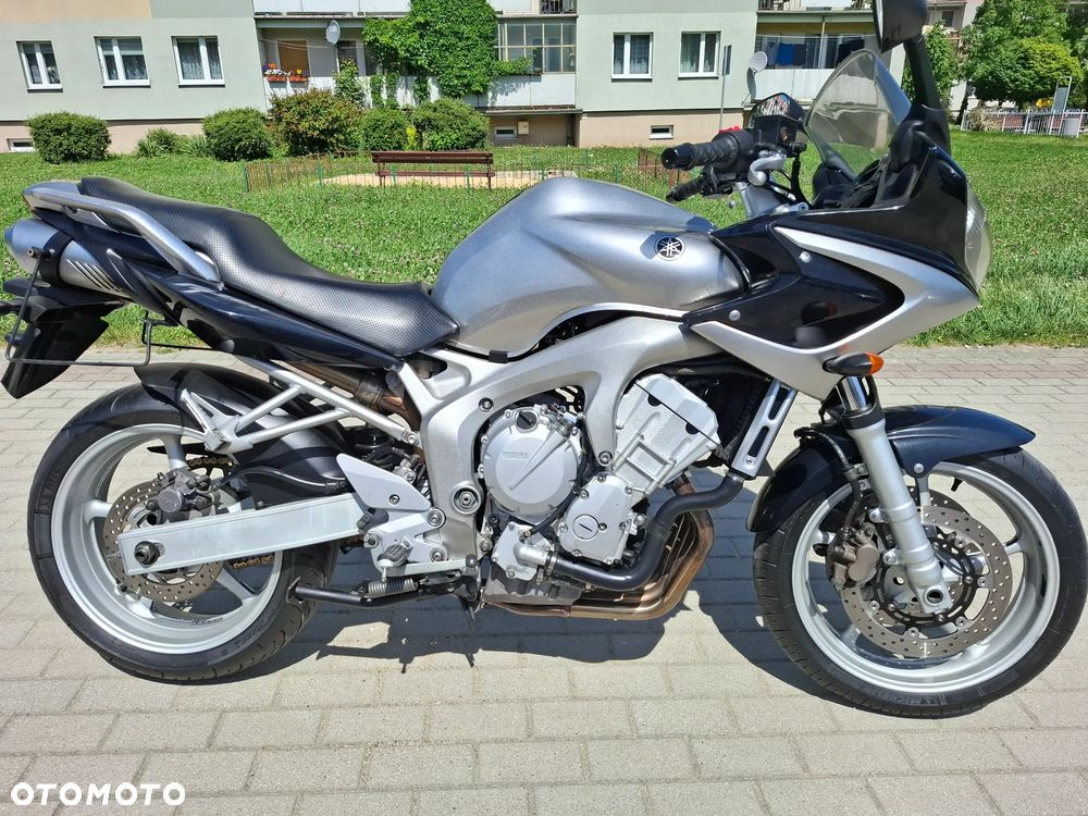 Yamaha FZ6