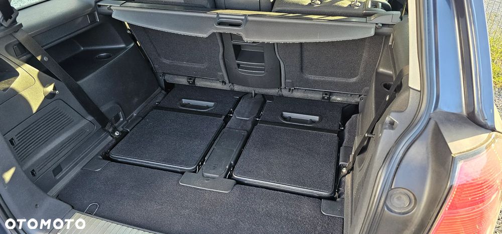 Opel Zafira - 13