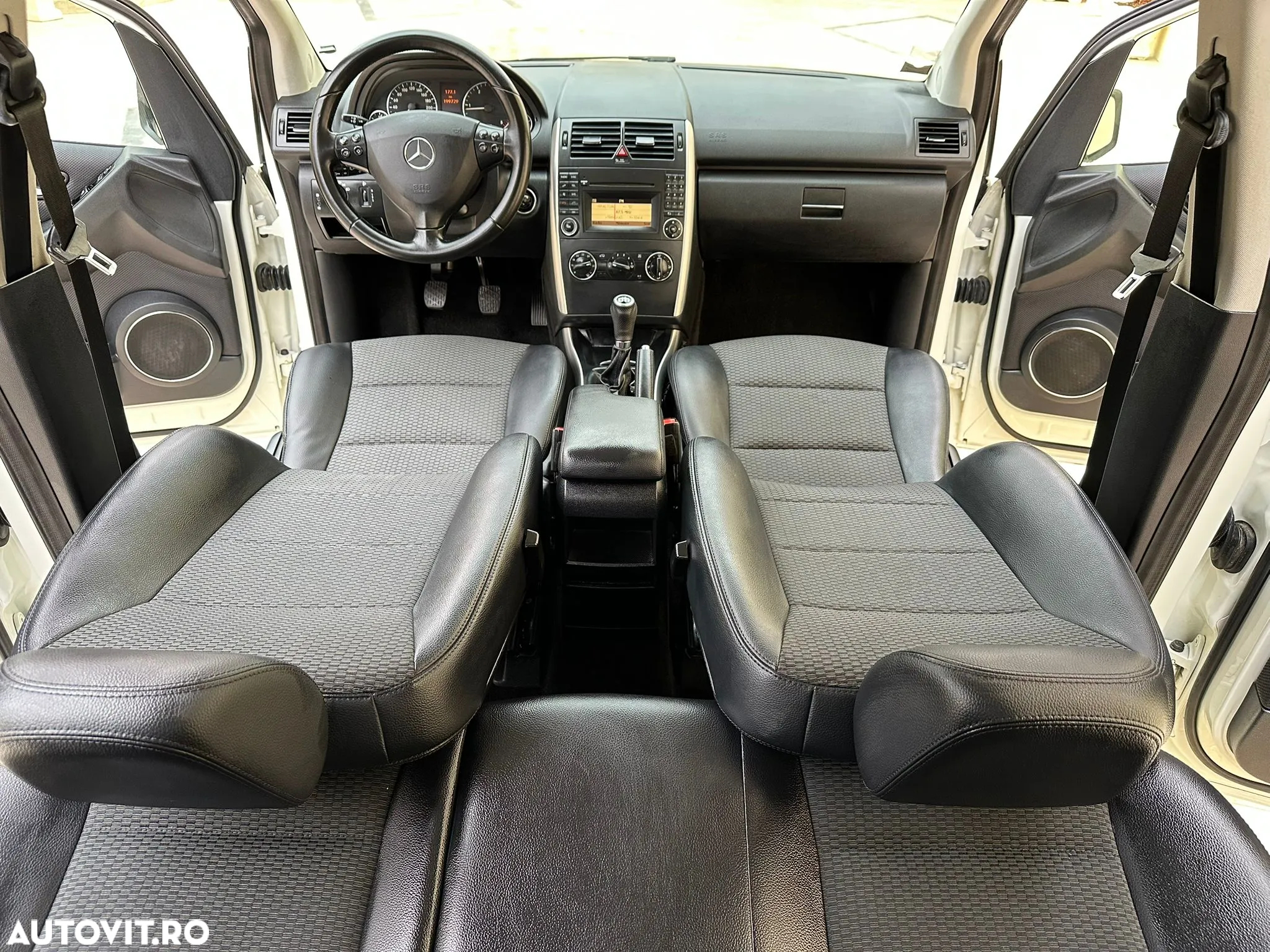 Mercedes-Benz A - 6
