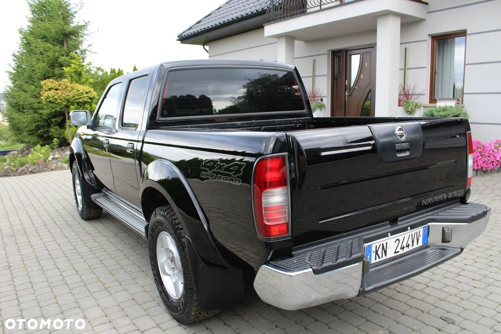 Nissan Pickup Navara - 27