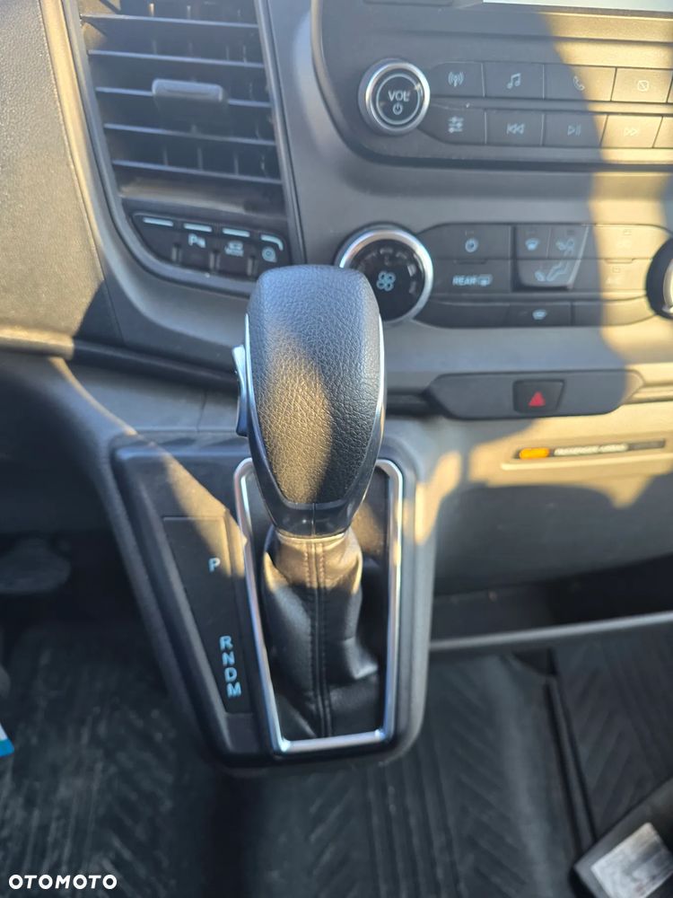 Ford Transit L3H2 VA Autm Limited - 22