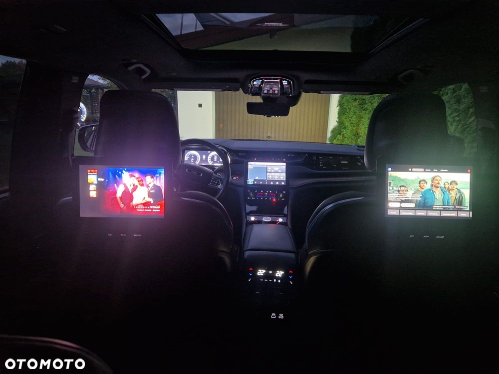 Jeep Grand Cherokee - 10