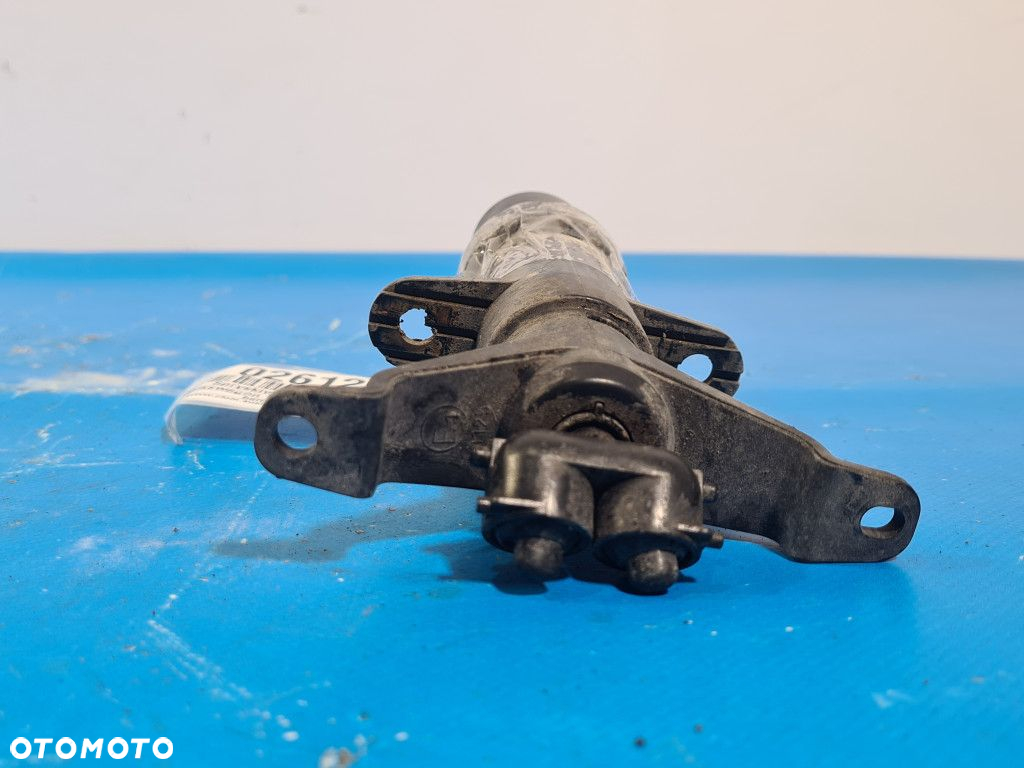 SPRYSKIWACZ LAMPY XENON PRAWY VW TOUAREG I - 3