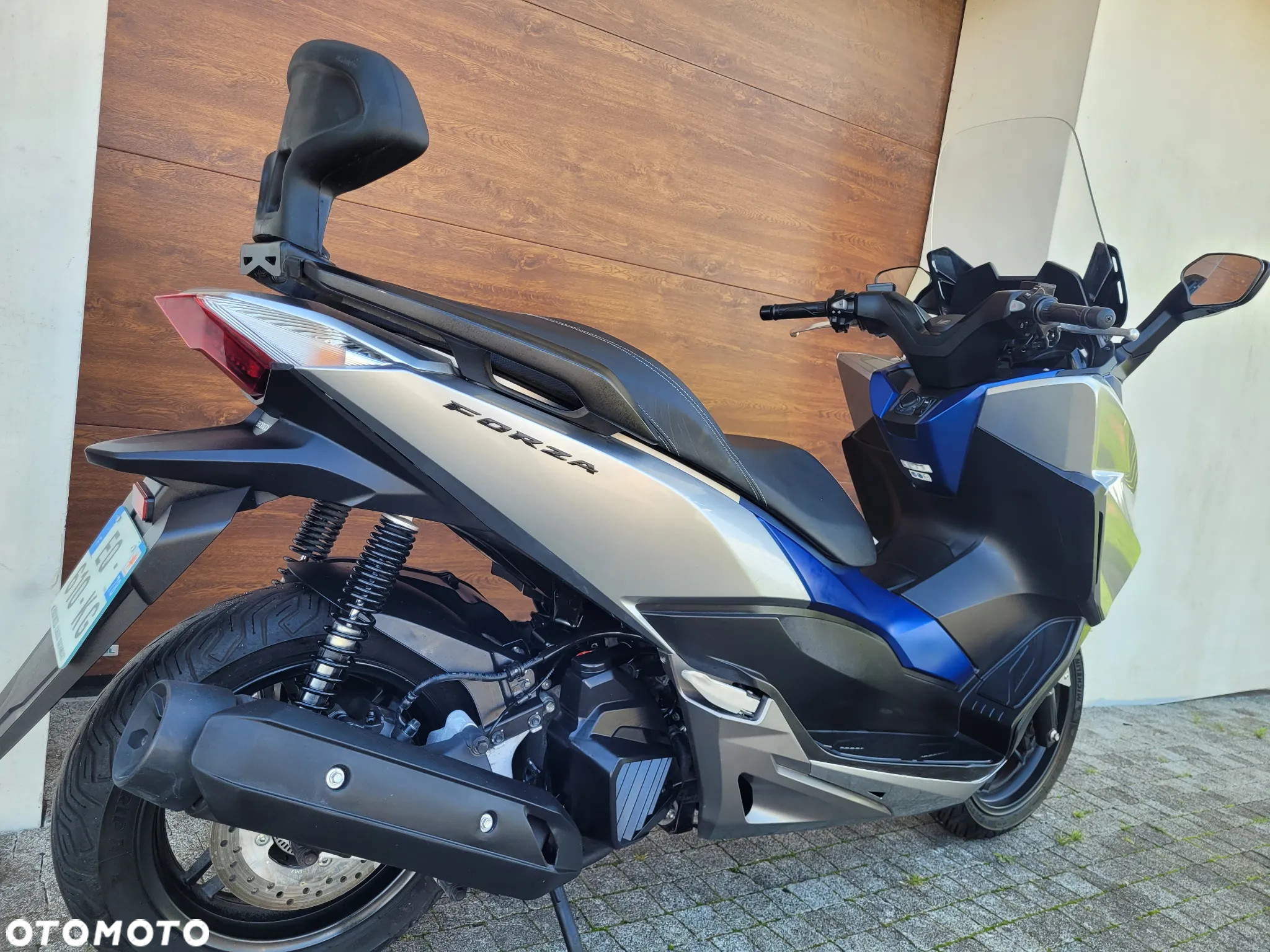 Honda NSS - 27