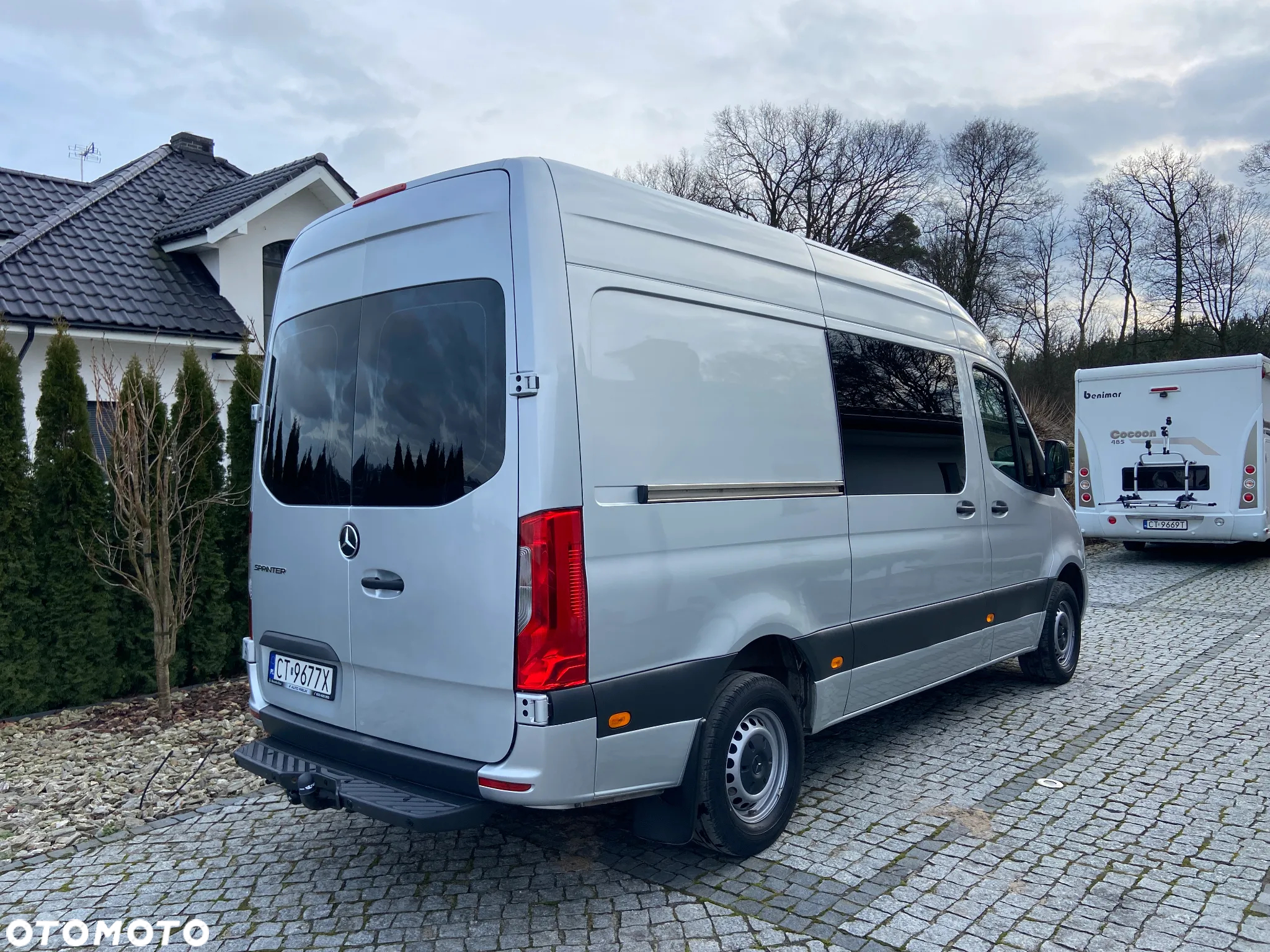 Mercedes-Benz Sprinter - 13