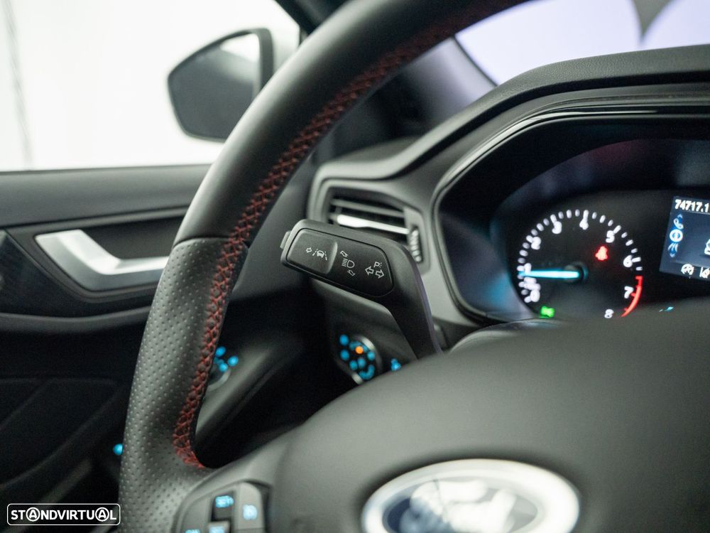 Ford Focus - 21