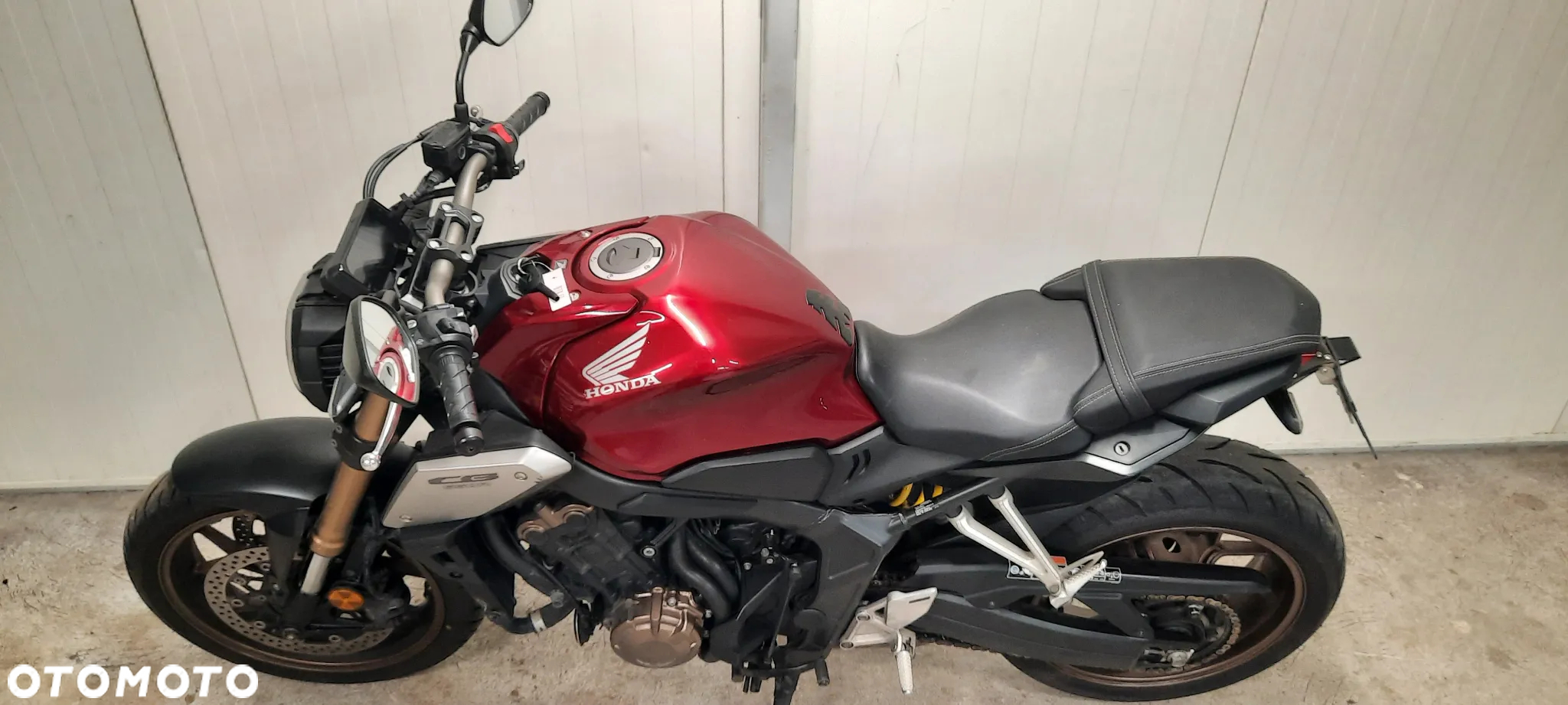 Honda CB - 10