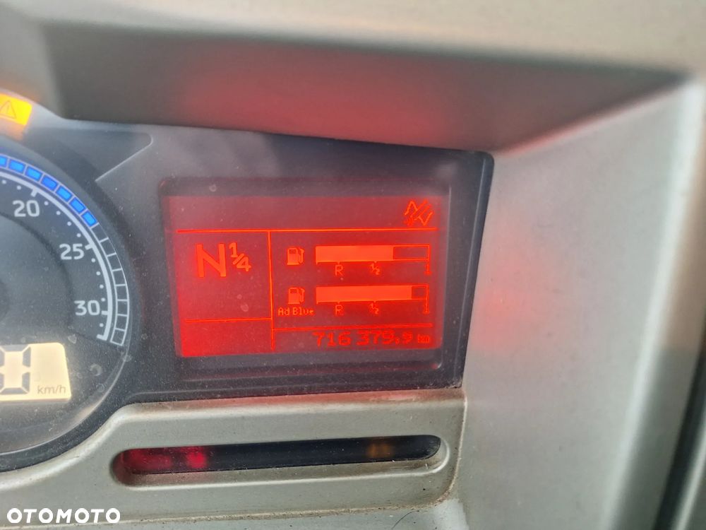 Renault PREMIUM - 13