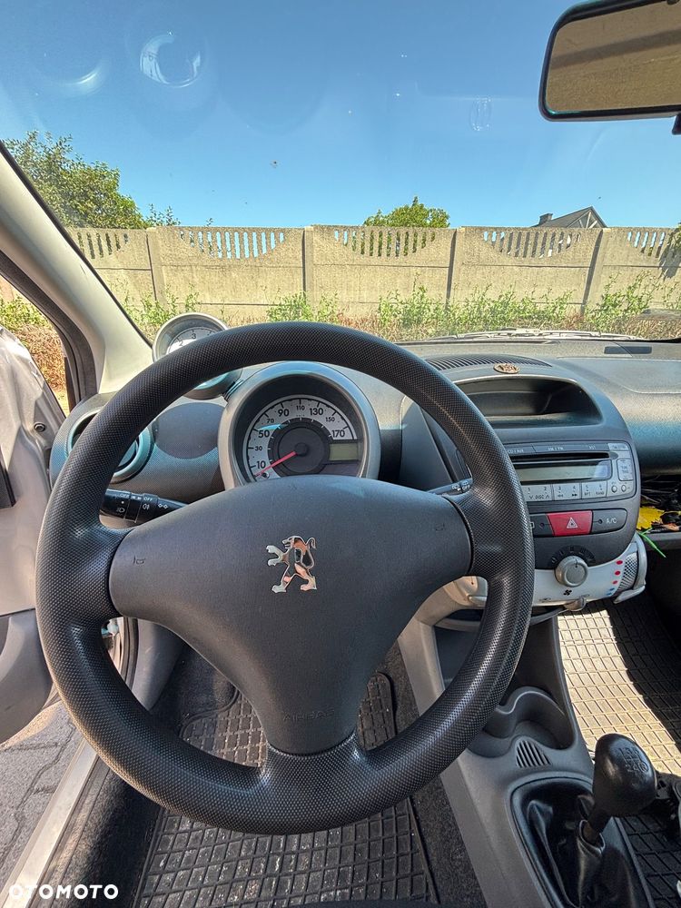 Peugeot 107 - 8