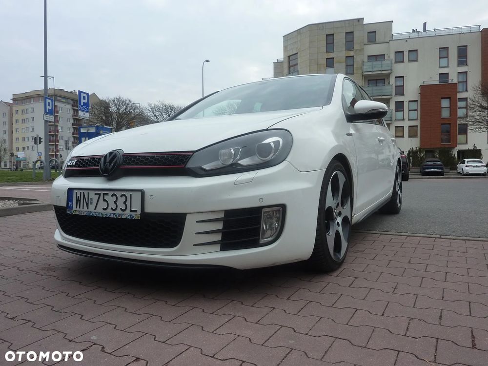Volkswagen Golf 2.0 GTI DSG - 2