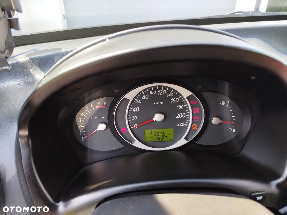 Hyundai Tucson 2.0 2WD GLS - 7