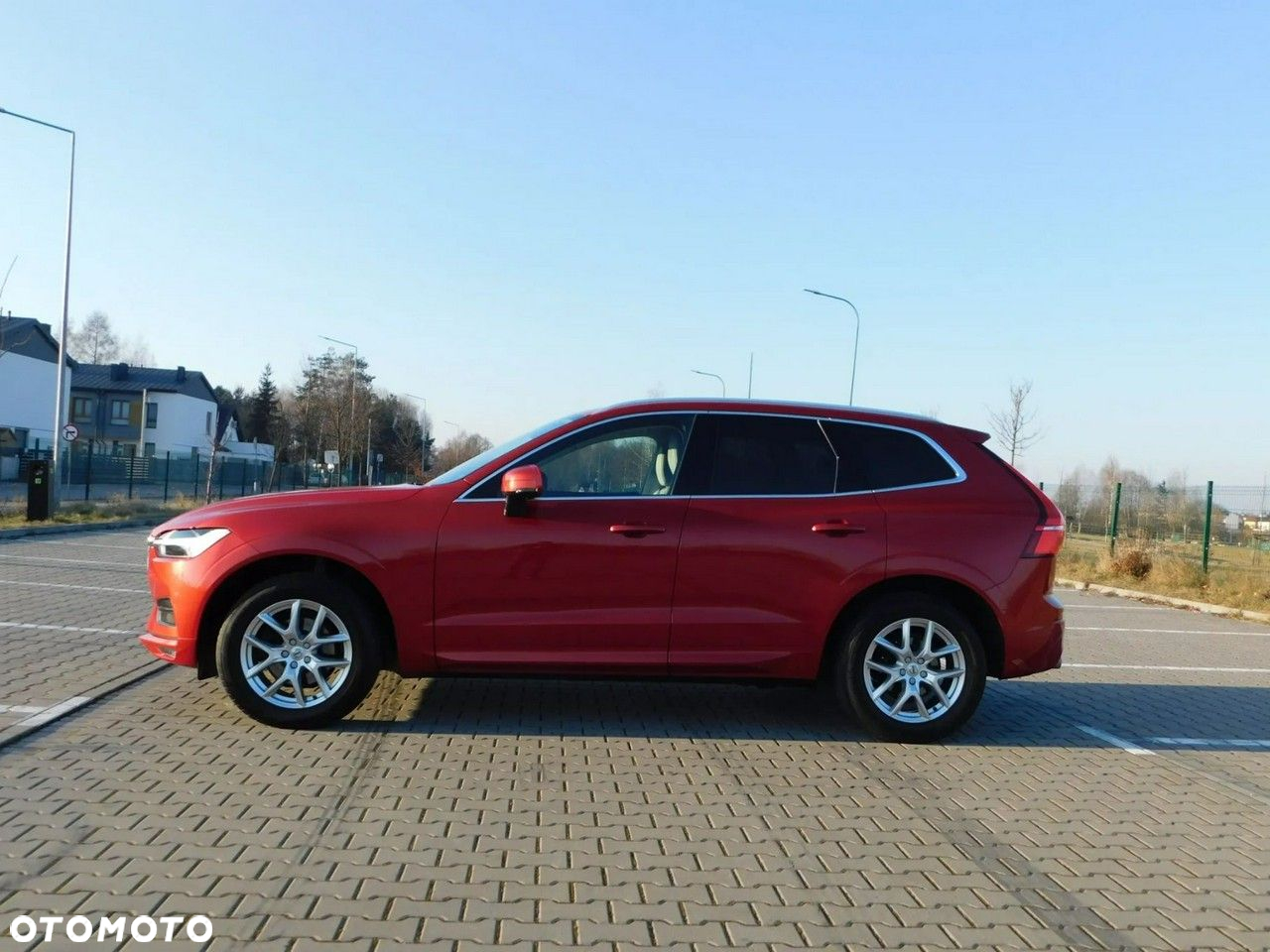 Volvo XC 60 D4 Momentum Pro - 27