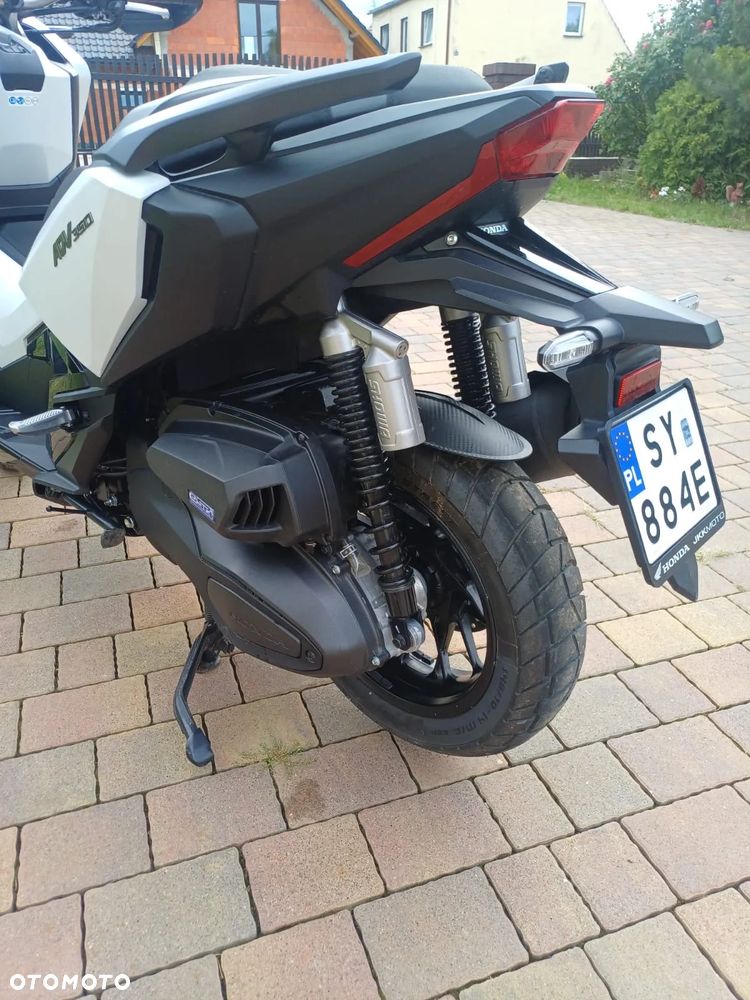 Honda ADV350 - 10