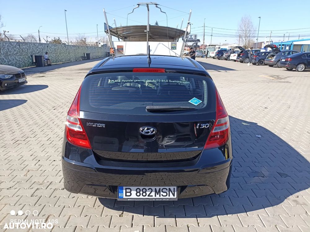 Hyundai i30 1.4 DOHC GL Classic - 2