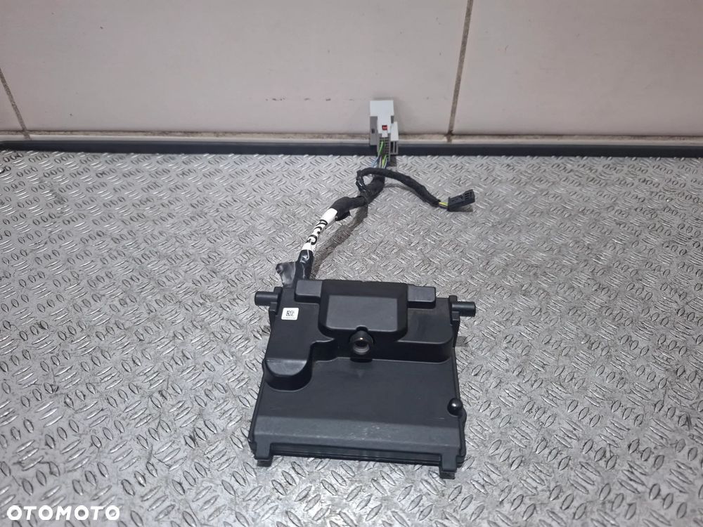 Kamera  Ford Tourneo Connect 2021 rok nr DKT1T19H406CG - 1
