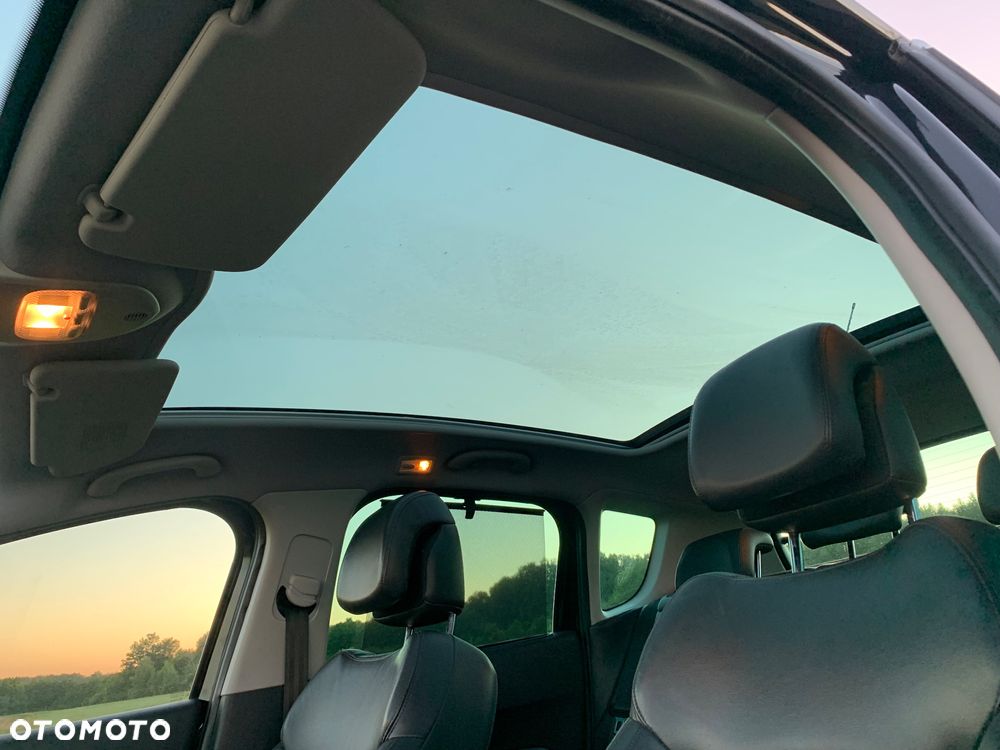 Peugeot 3008 1.6 Premium - 24