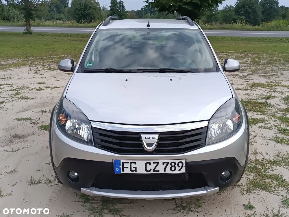 Dacia Sandero Stepway 1.6 - 16