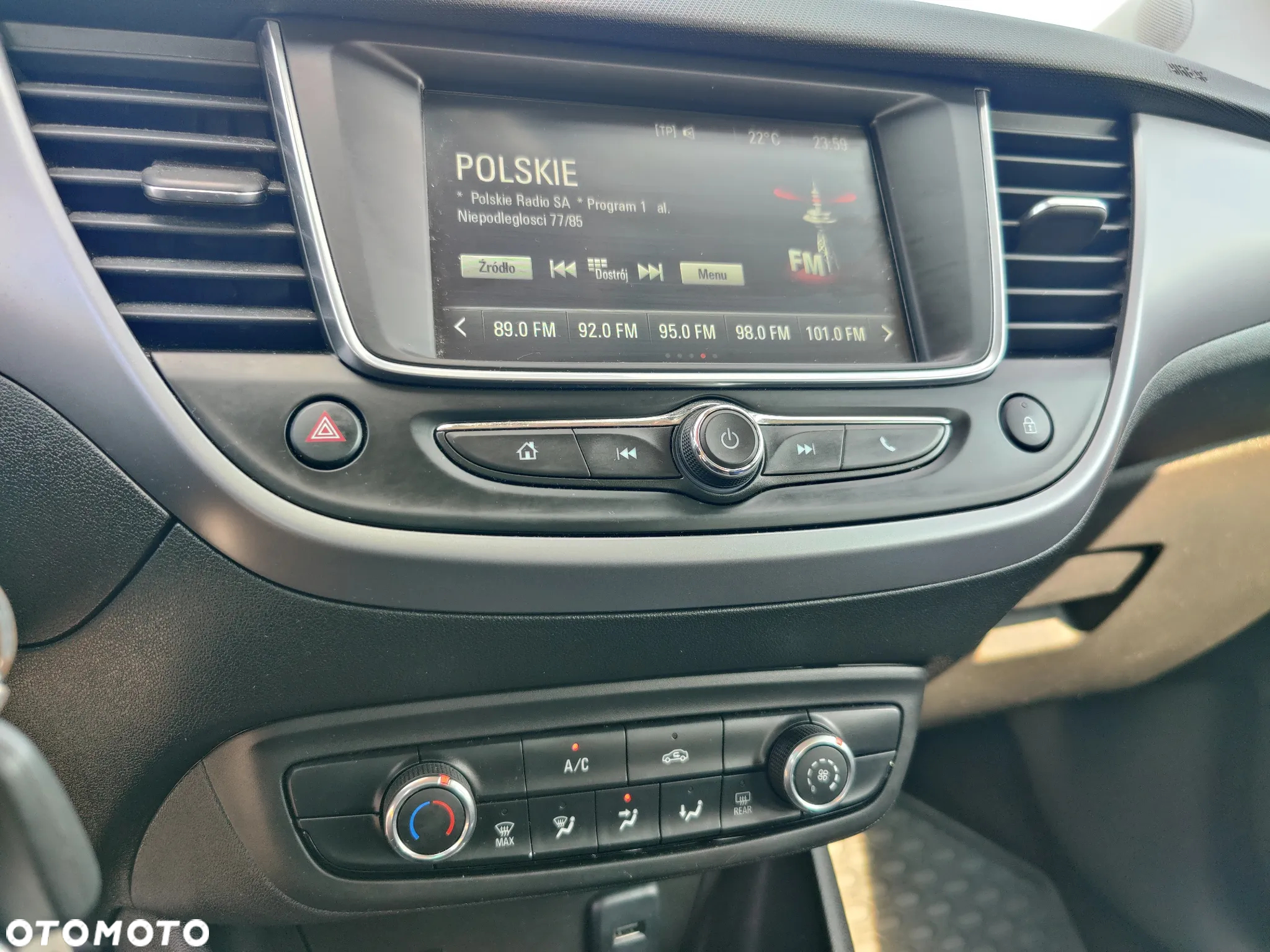 Opel Crossland X 1.2 T Action S&S - 19