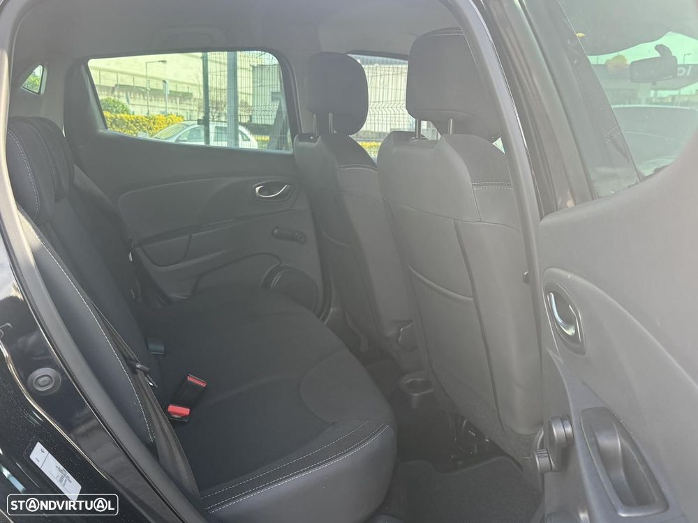 Renault Clio 0.9 TCe Limited Bi-Fuel - 34