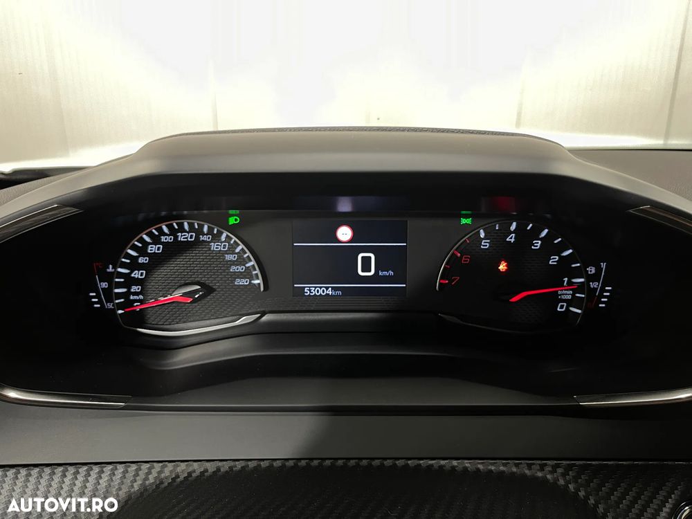Peugeot 2008 1.2 L PureTech STT Allure - 31