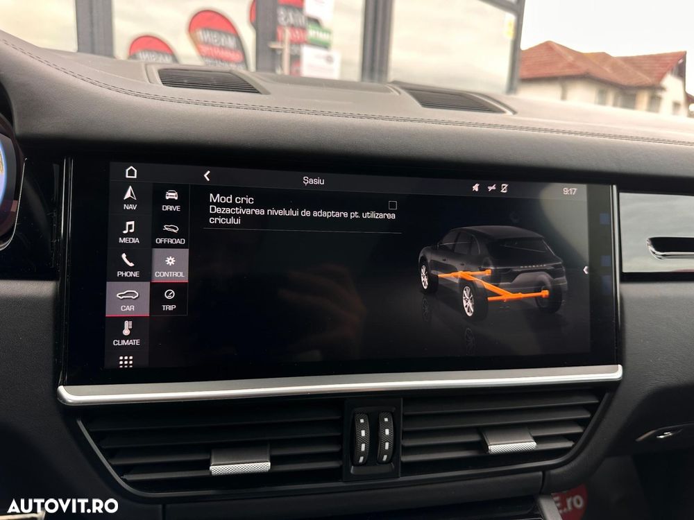 PORSCHE Cayenne 2018 — imagine 33