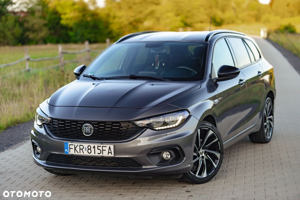 Fiat Tipo 1.4 T-Jet 16v S-Design - 2