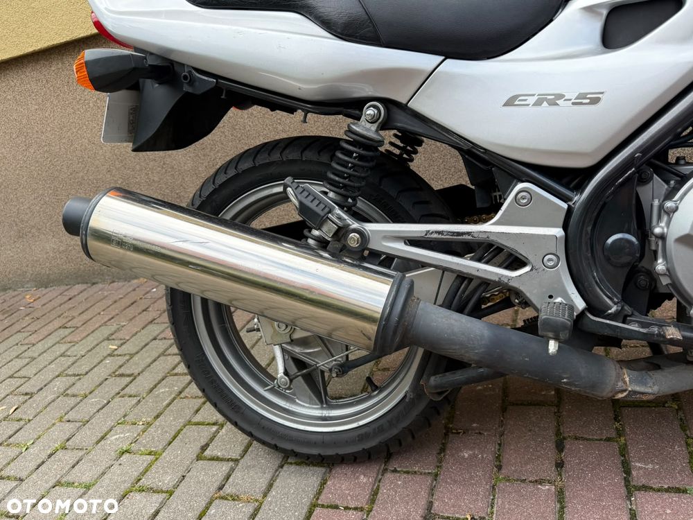 Kawasaki ER - 24