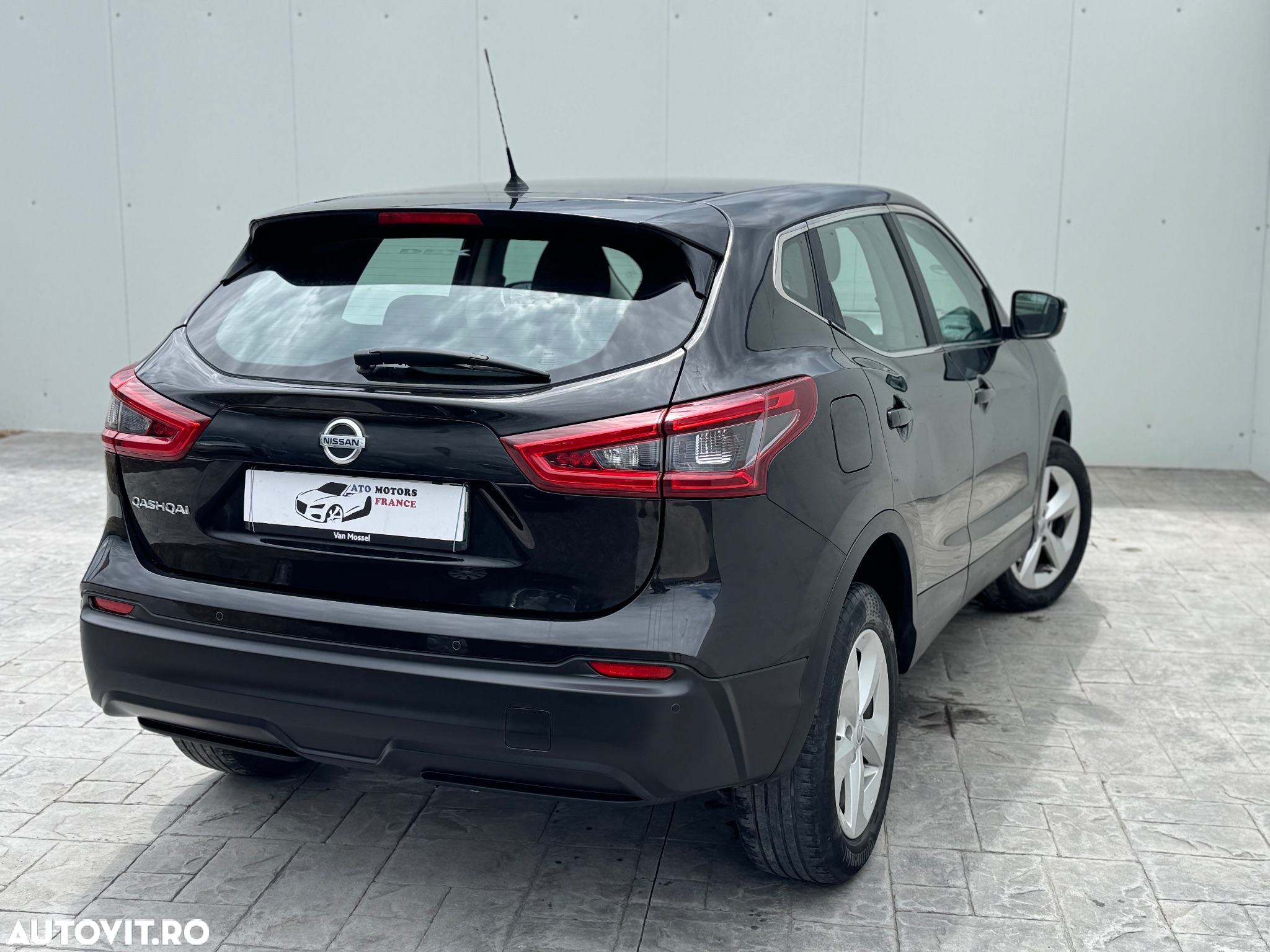 Nissan Qashqai 1.6 DCI N-Connecta - 3