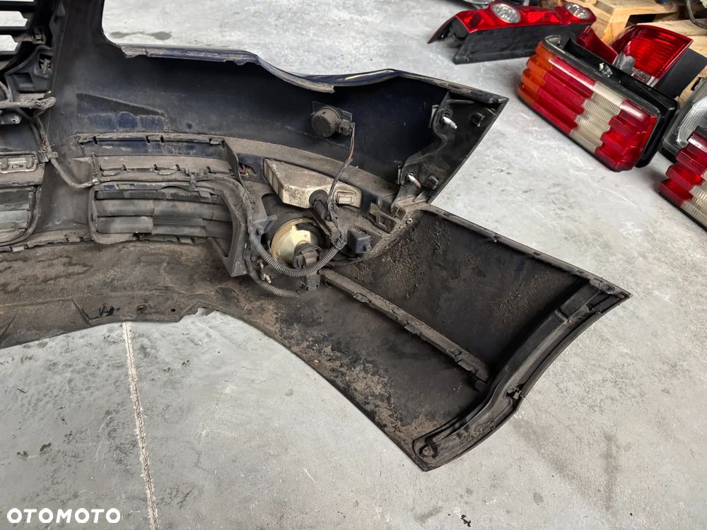 ZDERZAK PRZÓD KOMPLETNY PASSAT B6 PDC SPRYSKIWACZE POD XENON - 14