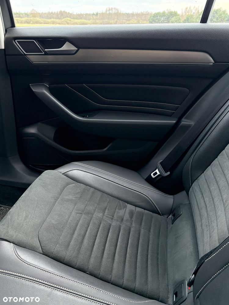 Volkswagen Passat 2.0 TSI Elegance DSG - 14