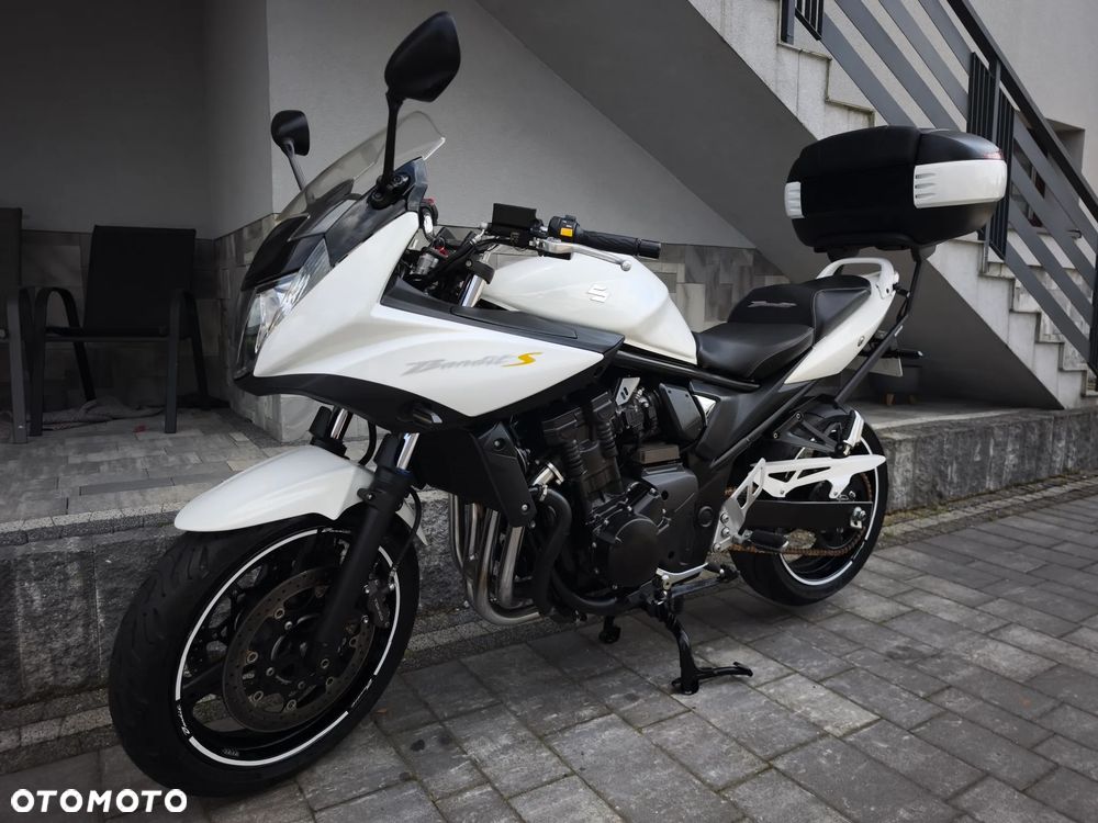 Suzuki Bandit - 4