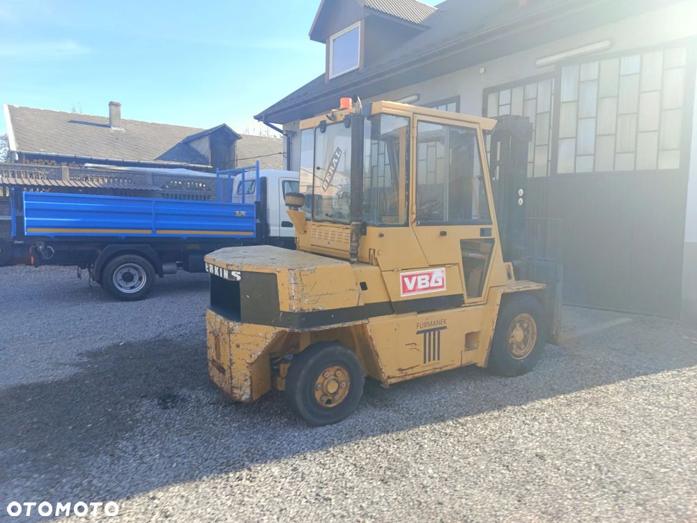Caterpillar VG220F - 5