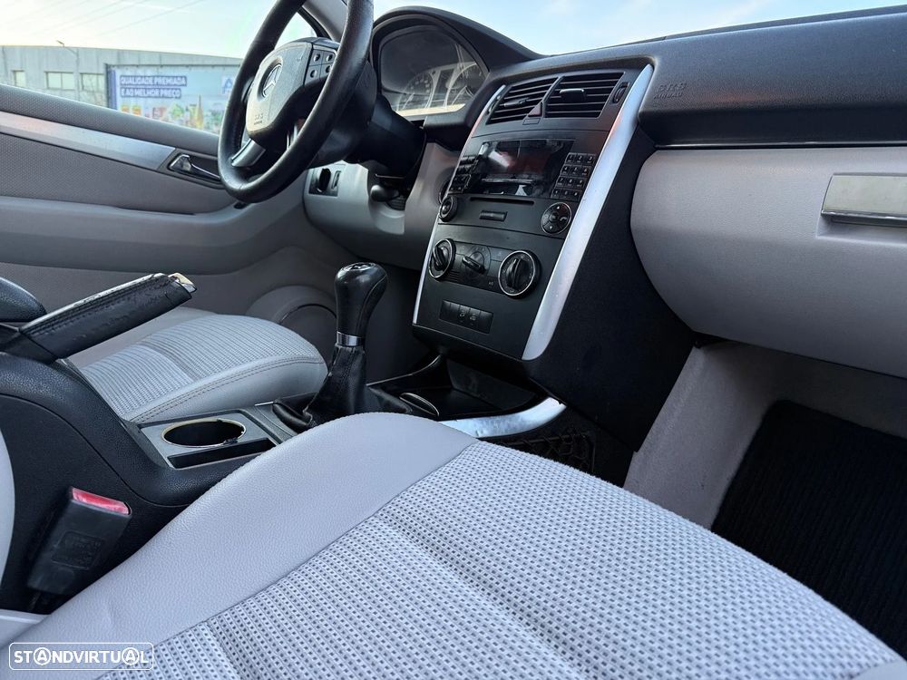 Mercedes-Benz B 180 CDI Special Edition - 18