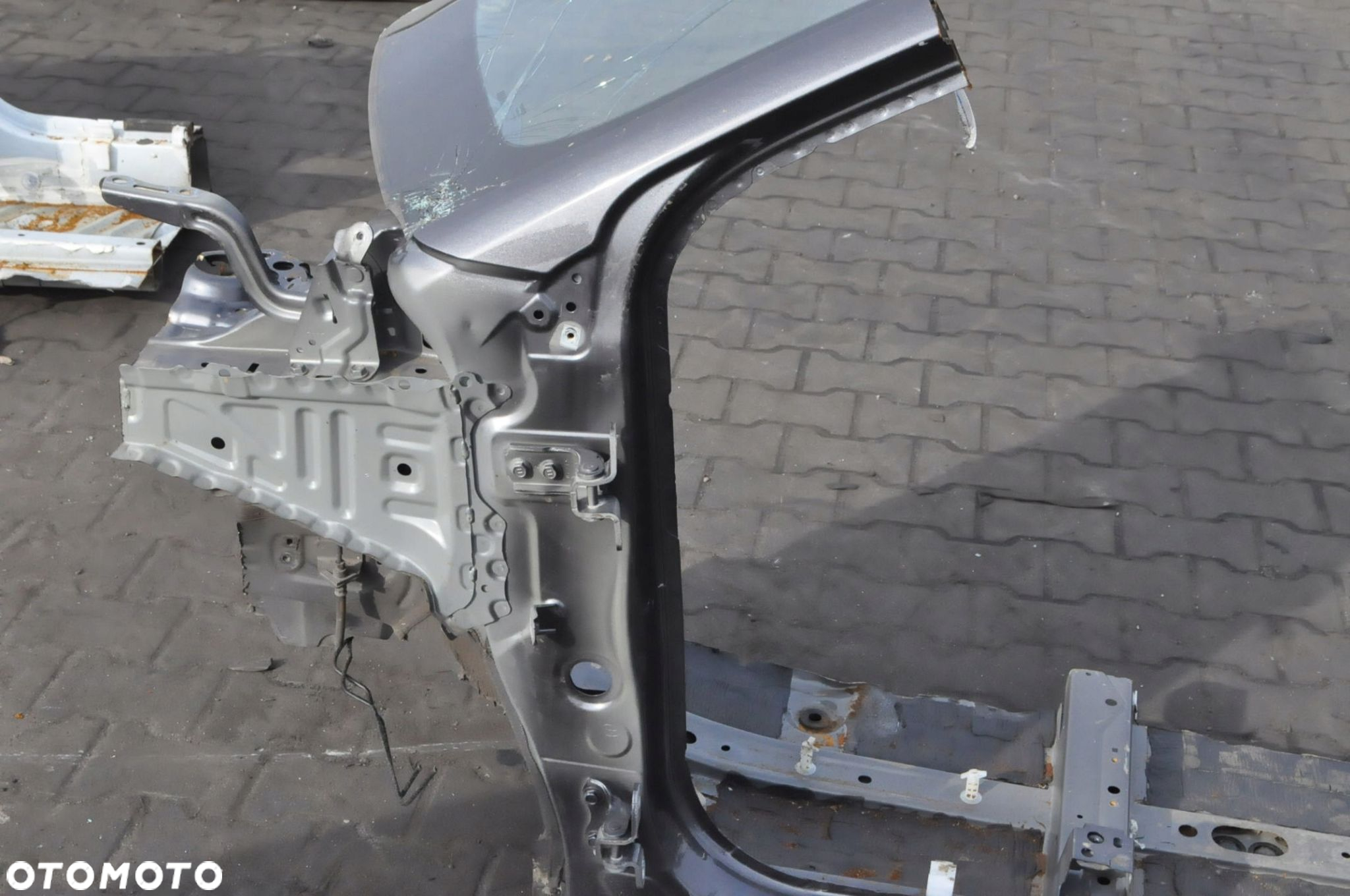 TOYOTA YARIS IV SŁUPEK PRÓG LEWY ĆWIARTKA - 4