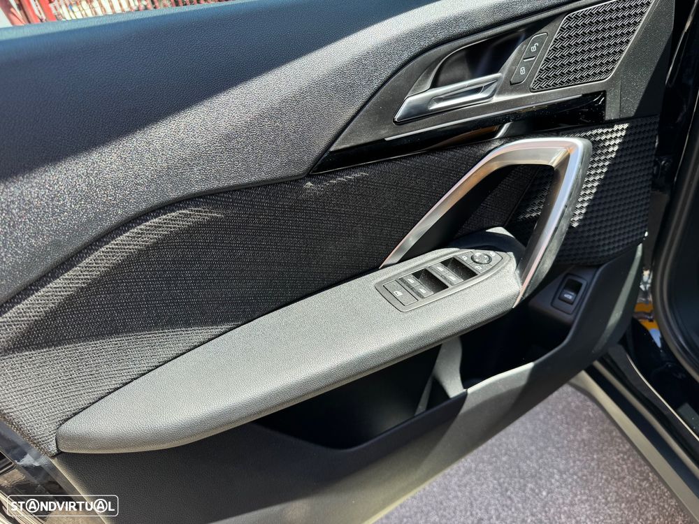 BMW X1 18 d sDrive Auto - 5