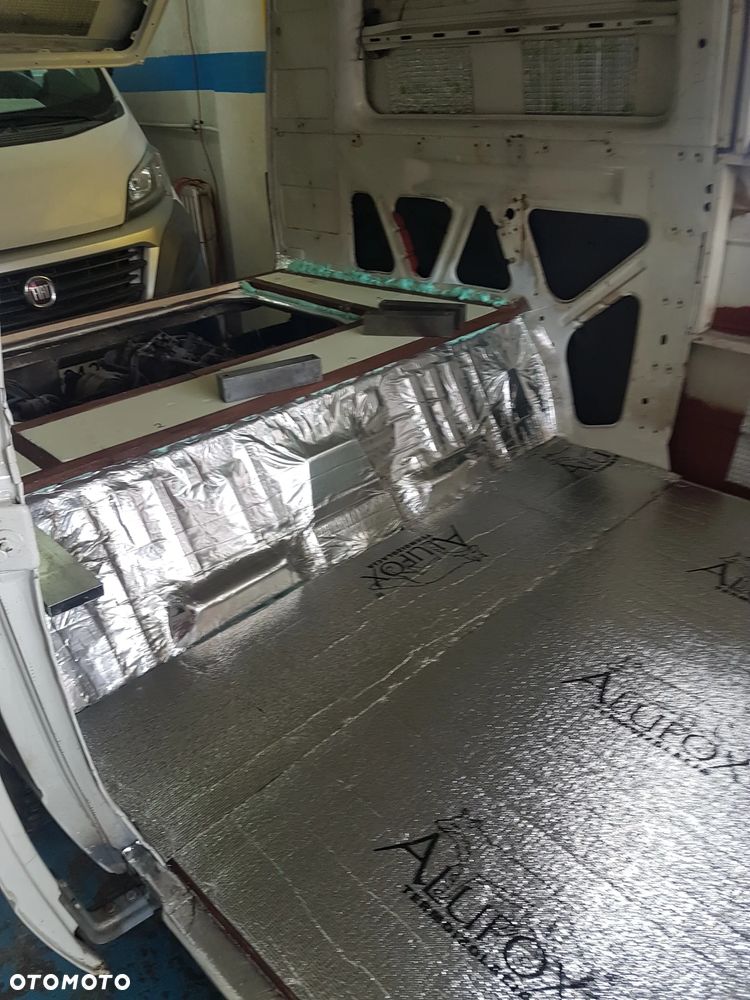 Volkswagen T3 ( 251 ) buskamper - 9