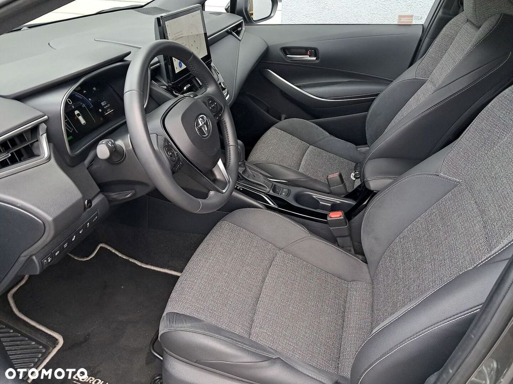 Toyota Corolla 1.8 Hybrid Style - 12