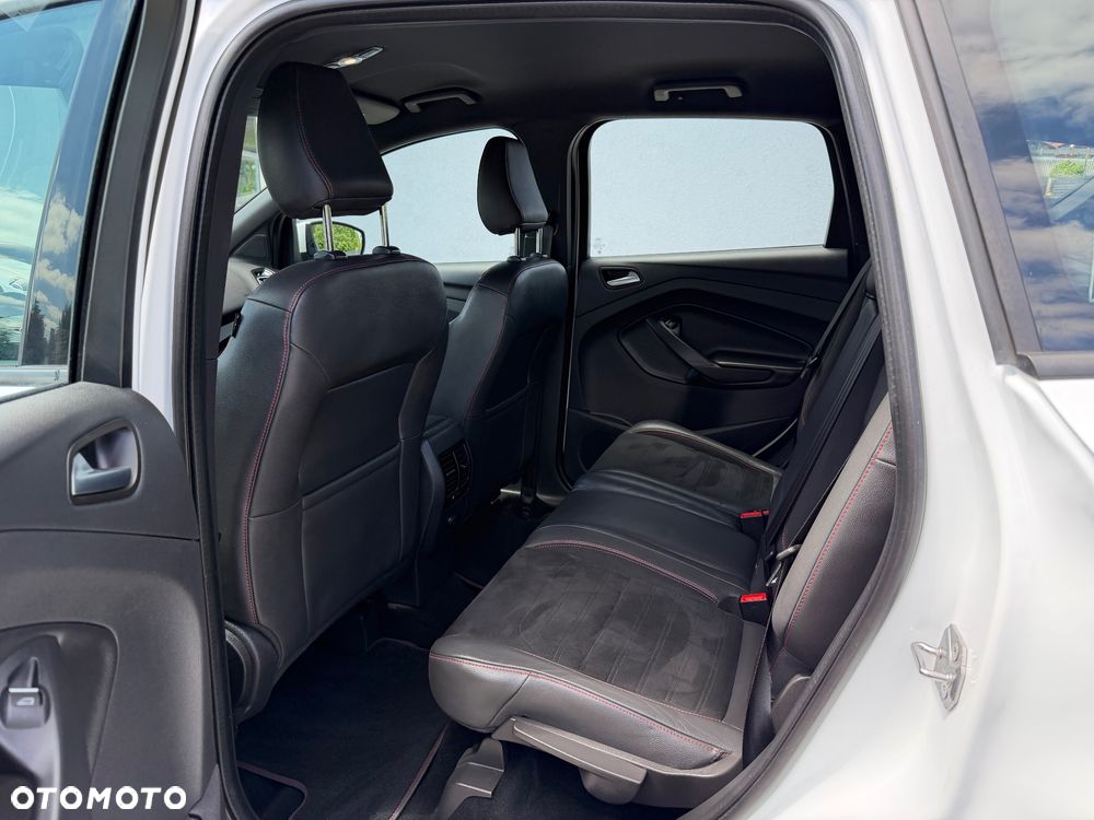 Ford Kuga 2.0 TDCi AWD ST-Line - 7