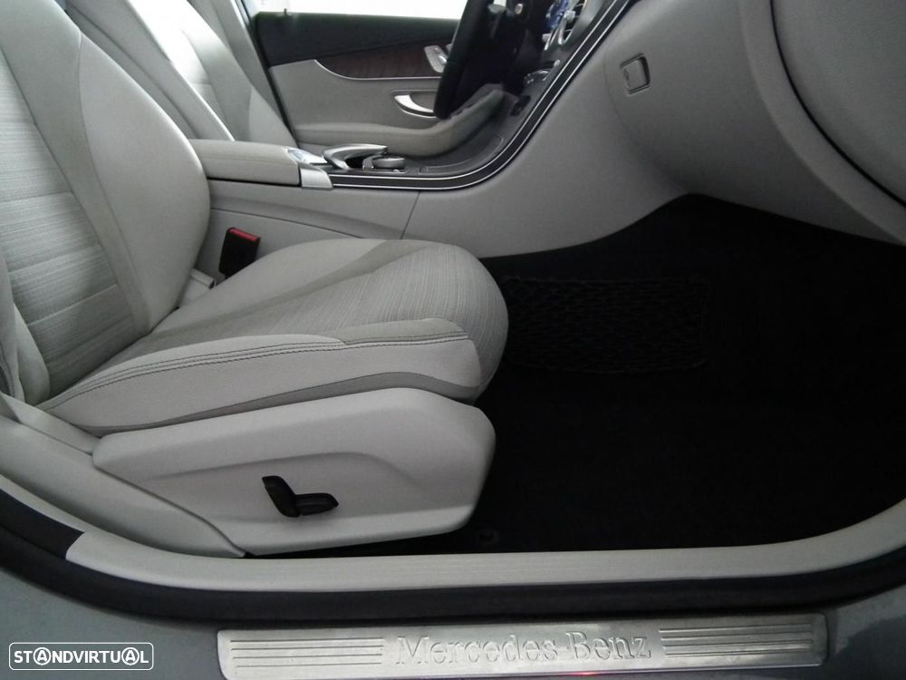 Mercedes-Benz C 250 d 4Matic Station 9G-TRONIC Avantgarde - 15