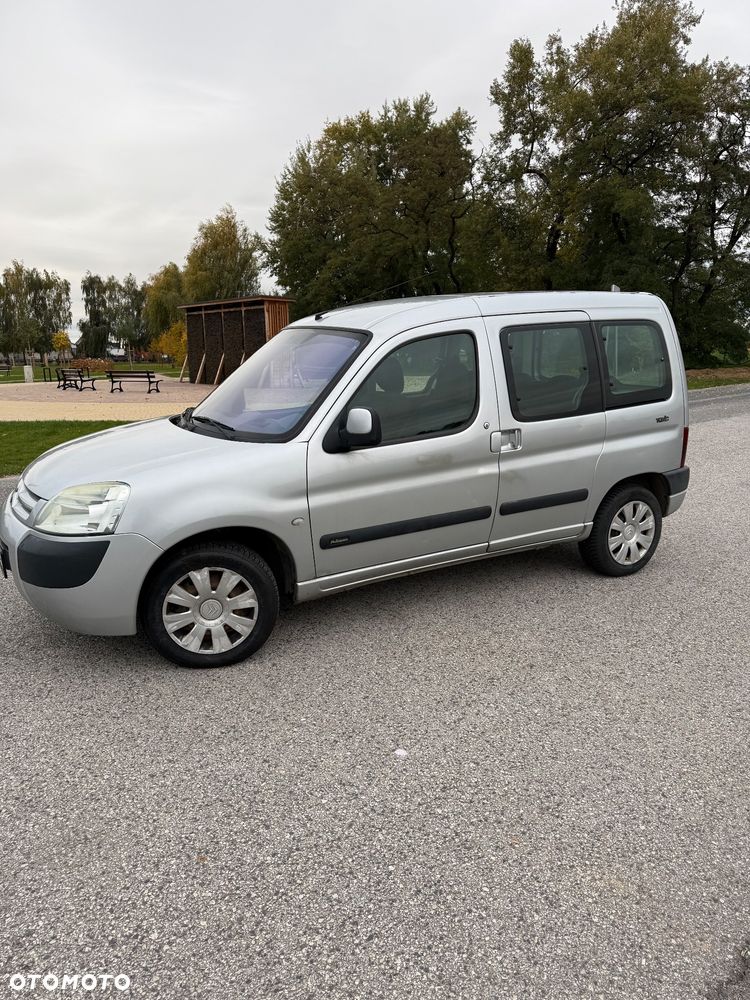 Citroen Berlingo 2002 photo 2