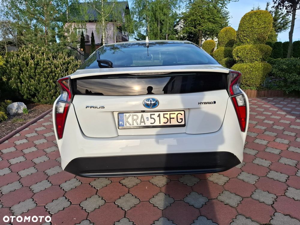 Toyota Prius Hybrid Comfort - 11