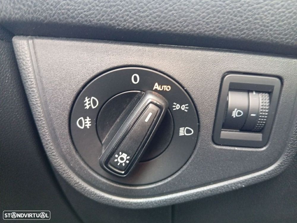 VW Polo 1.0 TSI Urban DSG - 15