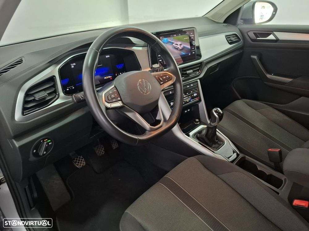 VW T-Roc 1.0 TSI Urban - 11