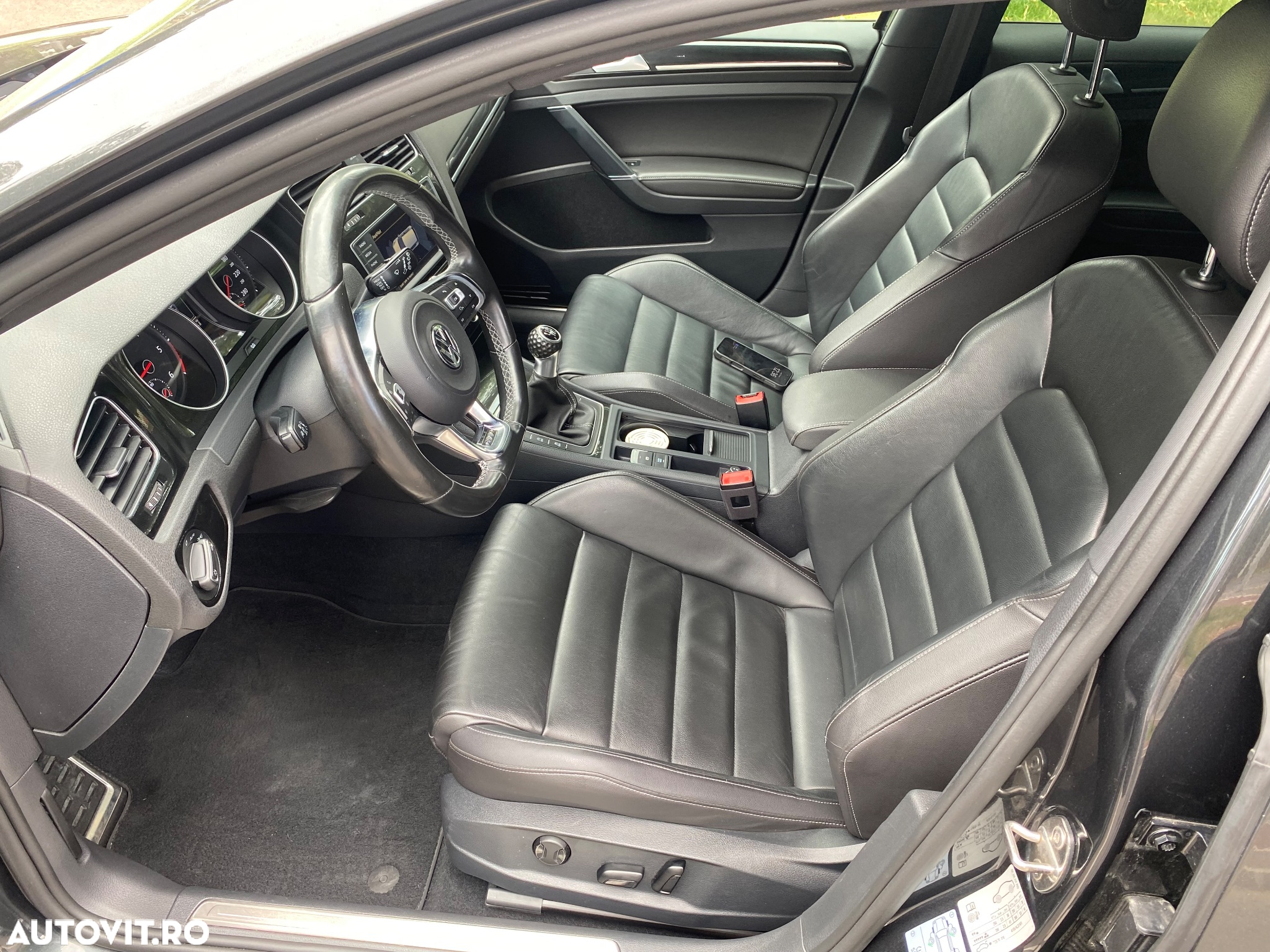 Volkswagen Golf 2.0 TDI DPF BMT GTD - 21