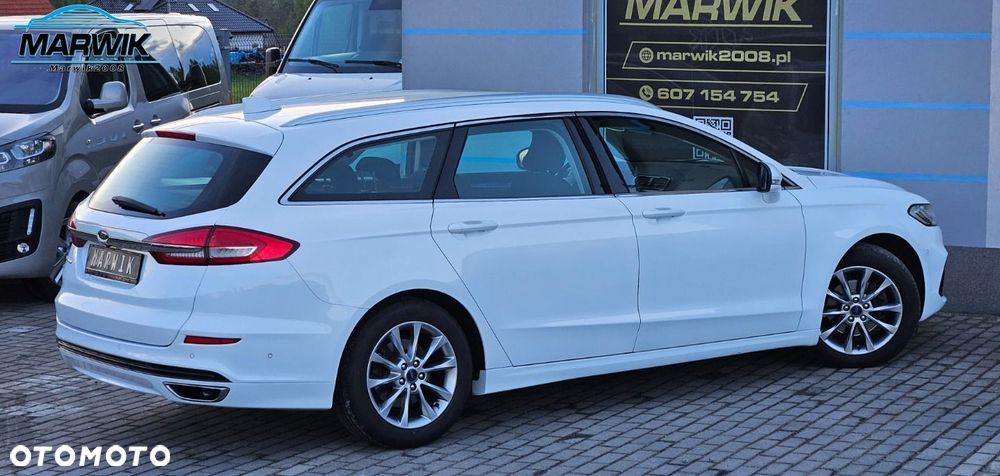 Ford Mondeo - 39