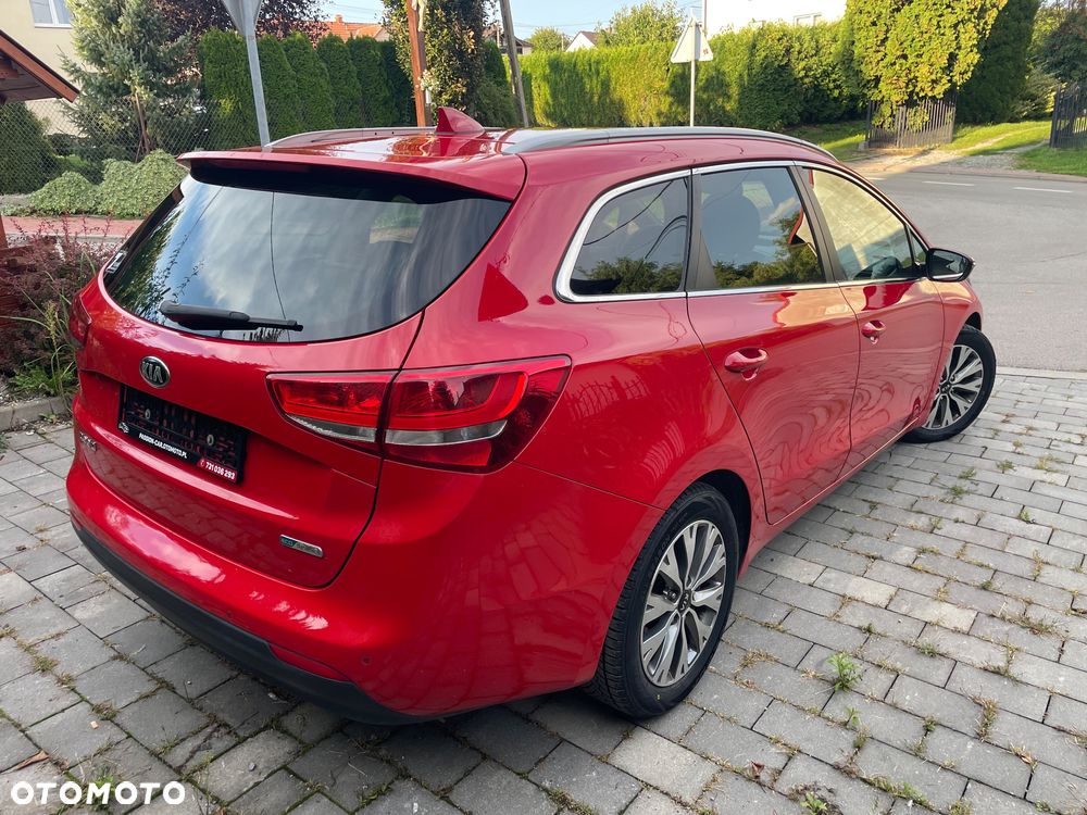 Kia Ceed SW 1.4 Vision - 4